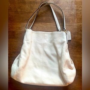 Coach White Leather Hobo Shoulder Bag, summer nites or winter whites! Beautiful!